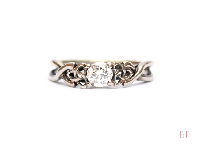 [Celtic Twist Engagement Ring] – 18 Carat White Gold, Diamond