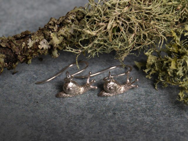 [Snail Earrings] – Sterling Silver